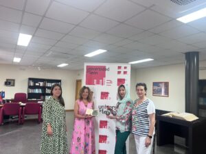 Visita de la profesora Arpi Manookian a miembros del Grupo SALBIS